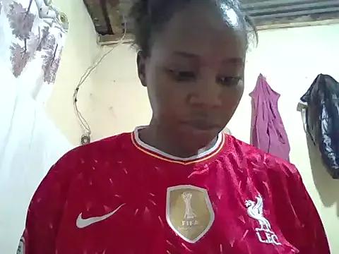 Queen_loveer from StripChat