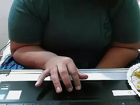 Queen_of_boobs01 from StripChat is Freechat