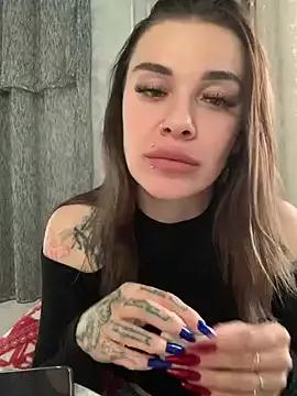 Explore our live girls sluts from our Custom and Multi clubs and checkout exclusive access to highly interactive content, such as shape, hair, titties, pussy type and many more.