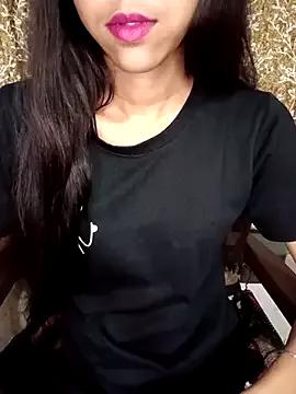 Queen_Pooja7 from StripChat
