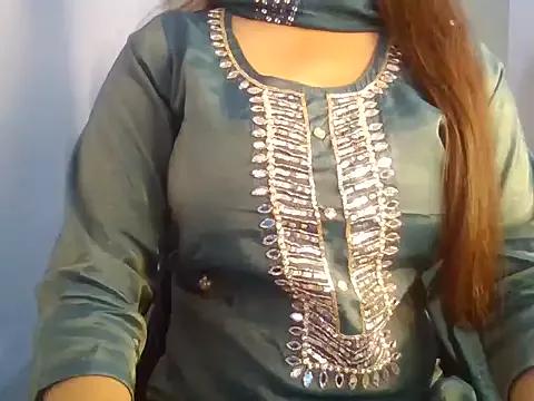 QUEEN_SUKU__ from StripChat