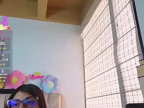 queenalexxa111 from StripChat