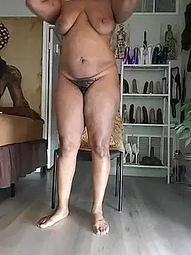 Queenanitadix from StripChat