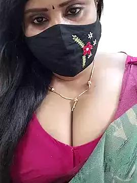Queenflowerr from StripChat is Freechat