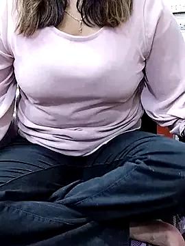 QueenHaryanaa from StripChat