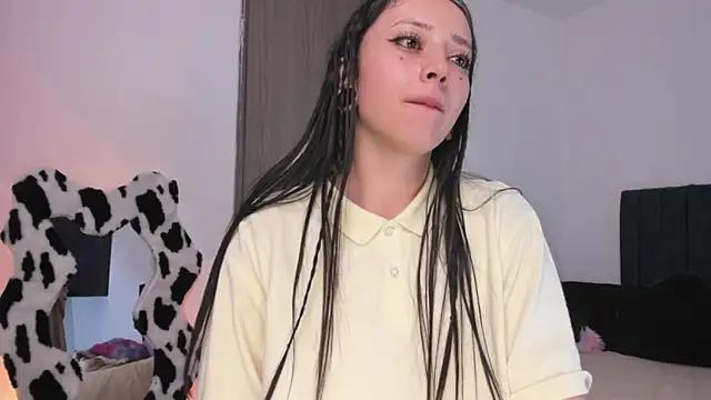 QueenLia from StripChat