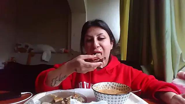 QueenMomyS webcams show profile image 