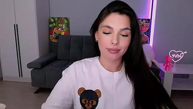 queenofthesense_ from StripChat