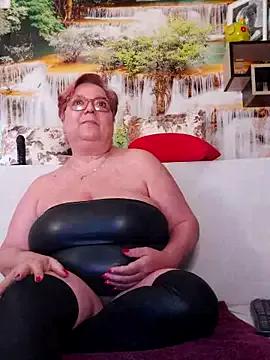 QueenPammy1 from StripChat