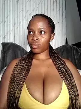 QUEENZAZA from StripChat is Freechat