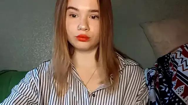QuiveredFrown from StripChat is Freechat