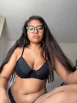 r0xxxane from StripChat