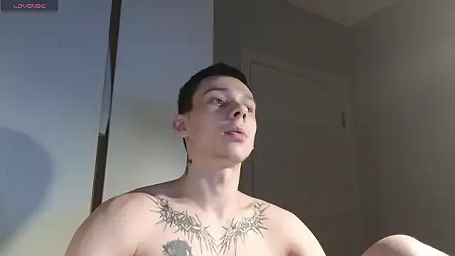 R1mmo__ from StripChat