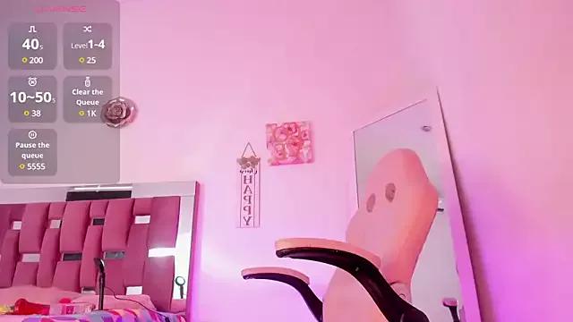 Rachell_coollins from StripChat is Freechat