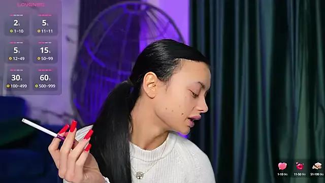 Explore our live girls sluts from our Custom and Multi clubs and checkout exclusive access to highly interactive content, such as shape, hair, titties, pussy type and many more.