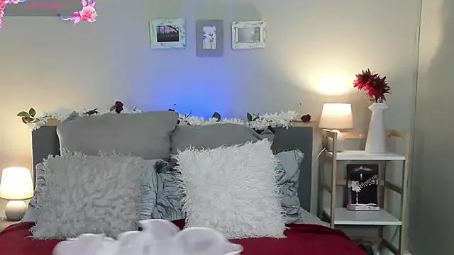 RacyBluee from StripChat is Freechat