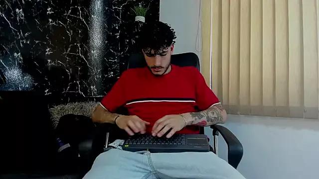 Rafael_Mendezz from StripChat is Freechat