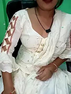 Rashmi_011 webcams show profile image 