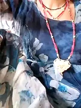rashmi_hot12 from StripChat is Freechat