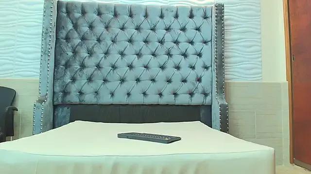 RavenandCody from StripChat is Freechat