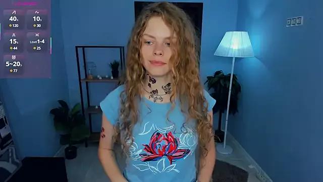 RayaNenlia from StripChat