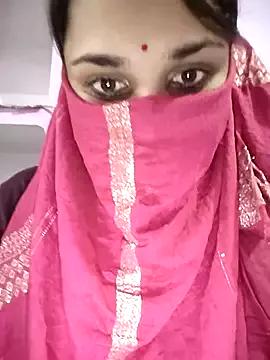RAYI_Queen_1 webcams show profile image 