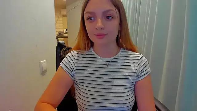 realfairy from StripChat is Freechat