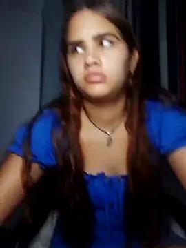Rebeca27Gus from StripChat
