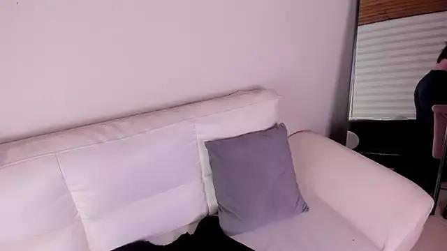 Rebeca_Williams_ from StripChat is Freechat
