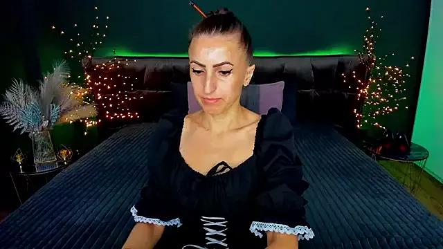 Rebecca_Diamond from StripChat
