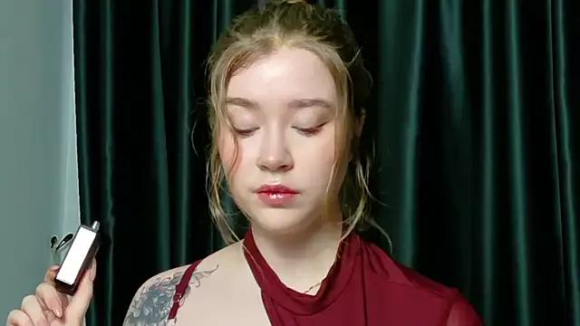 Rebecca_Lace from StripChat