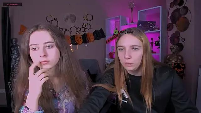 Explore our live girls sluts from our Custom and Multi clubs and checkout exclusive access to highly interactive content, such as shape, hair, titties, pussy type and many more.