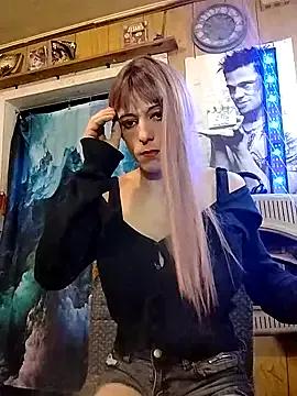 Rebeckalove from StripChat