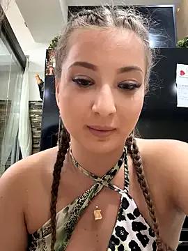 Explore our live girls sluts from our Custom and Multi clubs and checkout exclusive access to highly interactive content, such as shape, hair, titties, pussy type and many more.