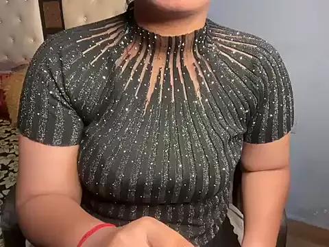 Reena_R from StripChat