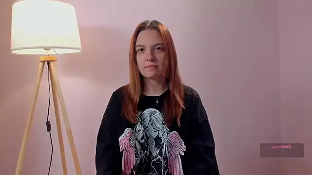 ReenaJaurigui from StripChat is Freechat