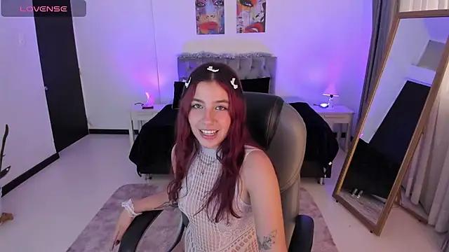 Explore our live girls sluts from our Custom and Multi clubs and checkout exclusive access to highly interactive content, such as shape, hair, titties, pussy type and many more.