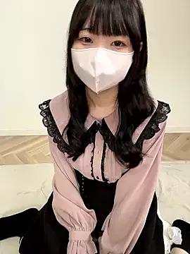 Reina_cute_00_ from StripChat is Freechat