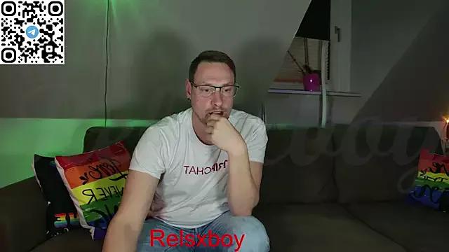 Relsxboy webcams show profile image 