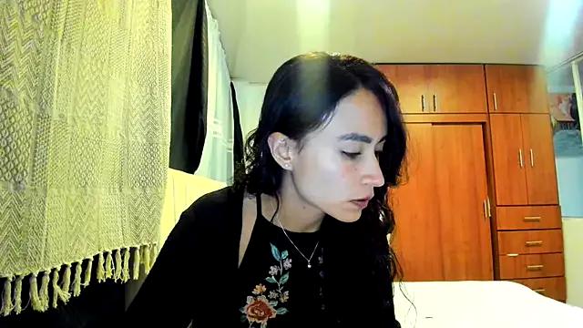 Reme_ark23 webcams show profile image 