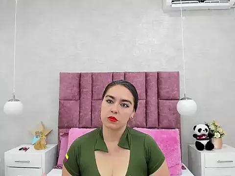 Explore our live girls sluts from our Custom and Multi clubs and checkout exclusive access to highly interactive content, such as shape, hair, titties, pussy type and many more.