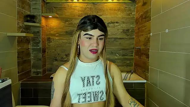 Explore our live girls sluts from our Custom and Multi clubs and checkout exclusive access to highly interactive content, such as shape, hair, titties, pussy type and many more.