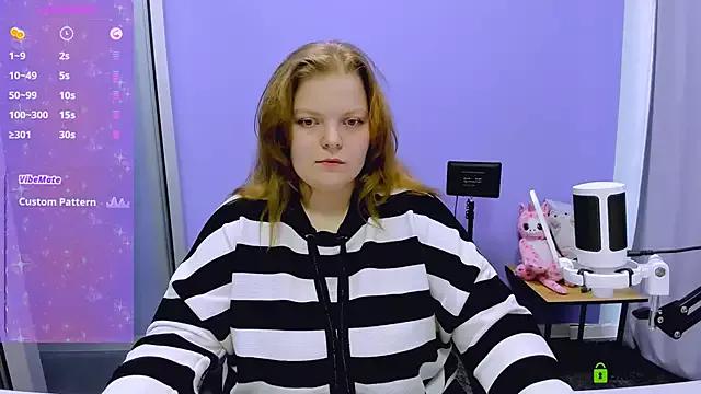 renesmee_sunset from StripChat