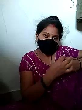 Rennu_ from StripChat