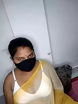 Rennu_ from StripChat