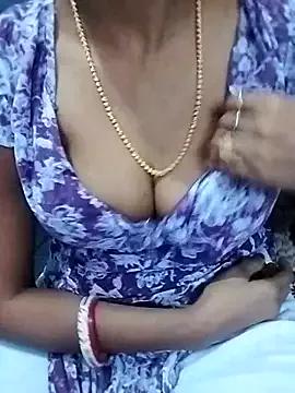 Richa-sexyhot from StripChat is Freechat