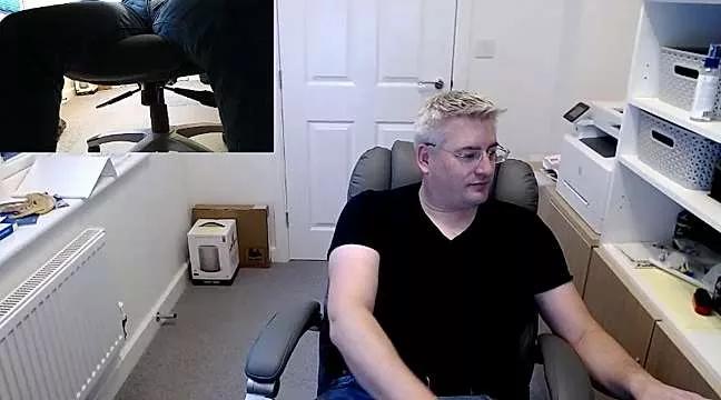 RicRockhard from StripChat