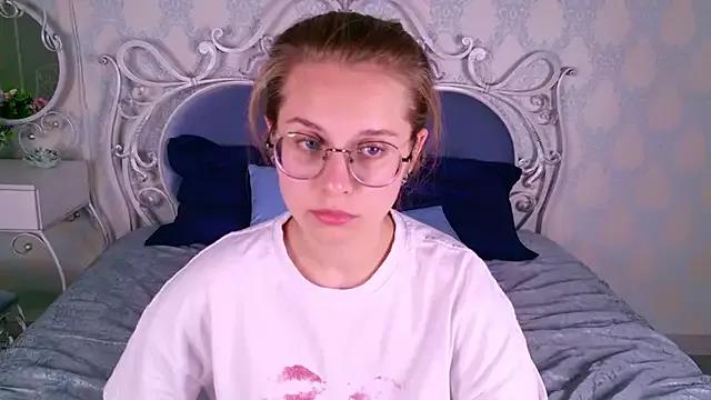 RileyMimicho from StripChat is Freechat