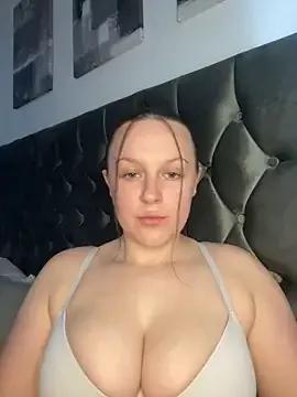 riri_bstvx from StripChat
