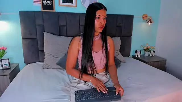 RiriiBrunette__ from StripChat